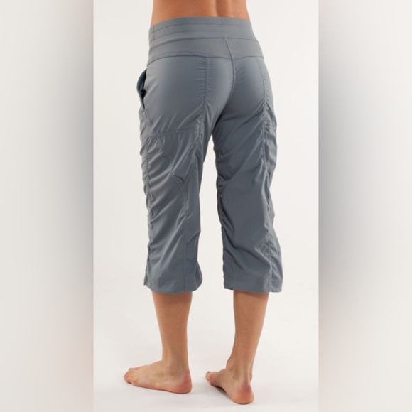 Lululemon Dance Studio Crop II (Unlined 20")
Battleship - Picture 2 of 11
